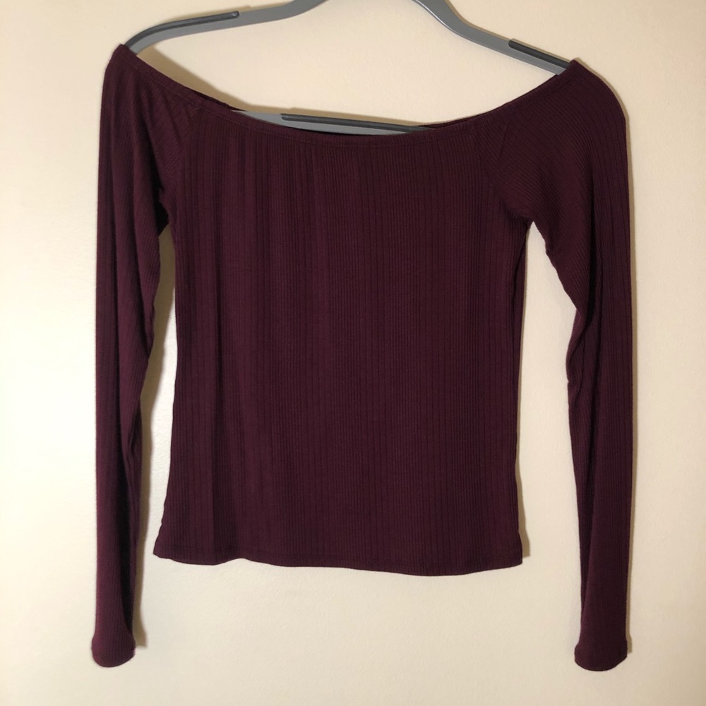 Off the shoulder long sleeve